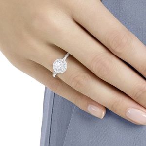 Swarovski Attract Round Halo Ring